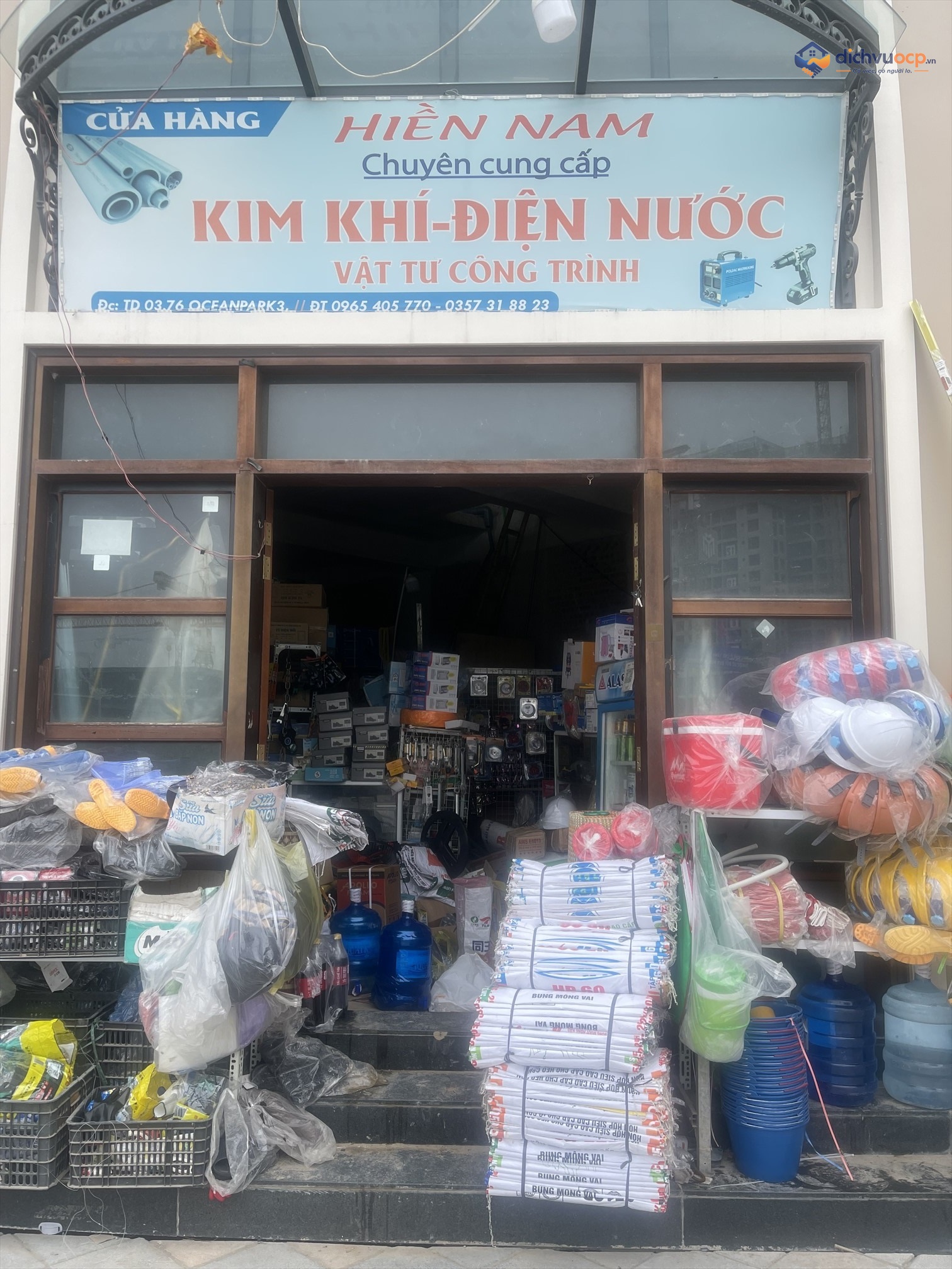 Cửa hàng Hiền Nam
