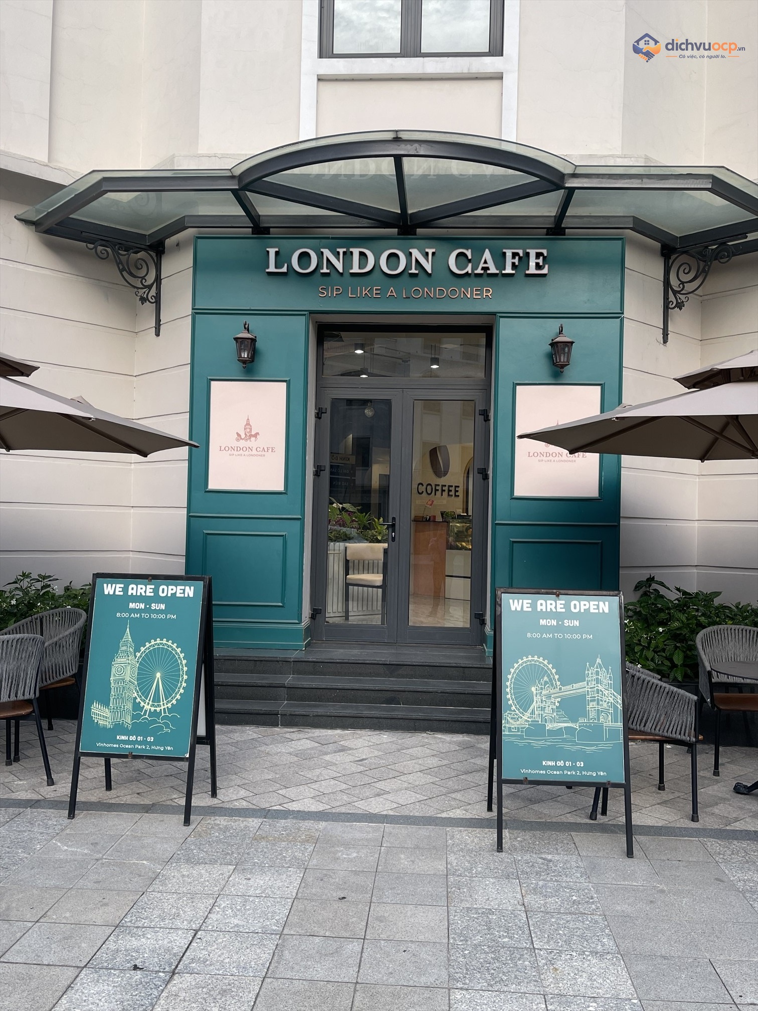 LONDON Cafe