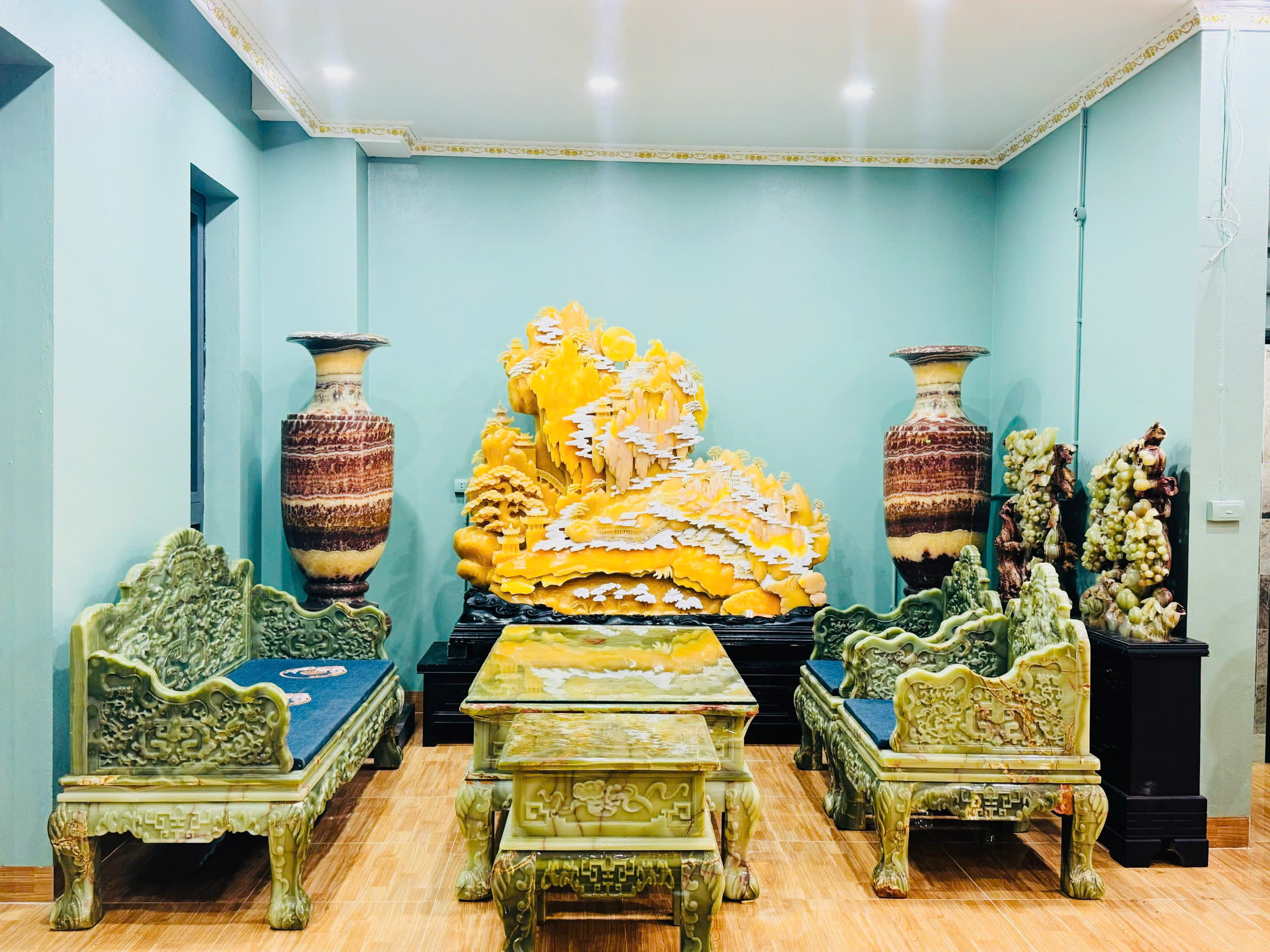 Nội Thất Châu Âu Nguyễn Huyền