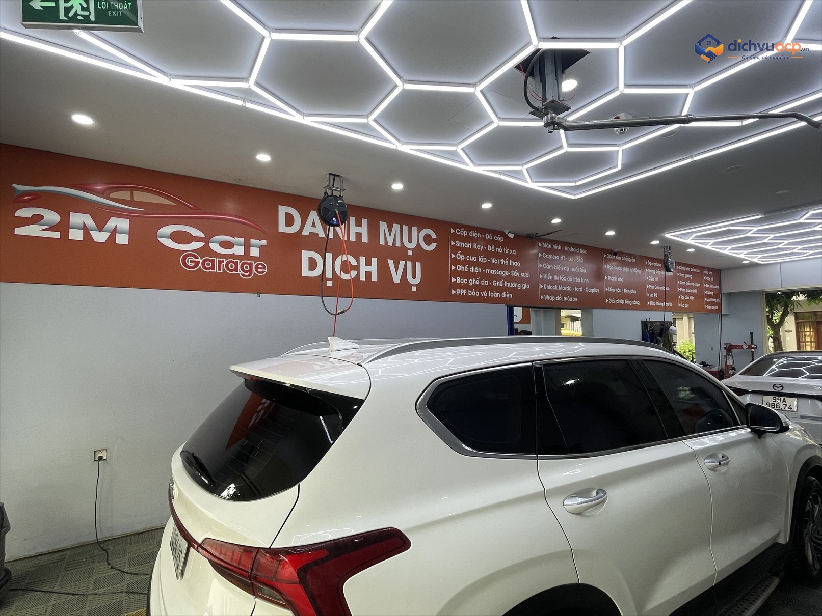 Trung tâm chăm sóc và độ xe 2M Car