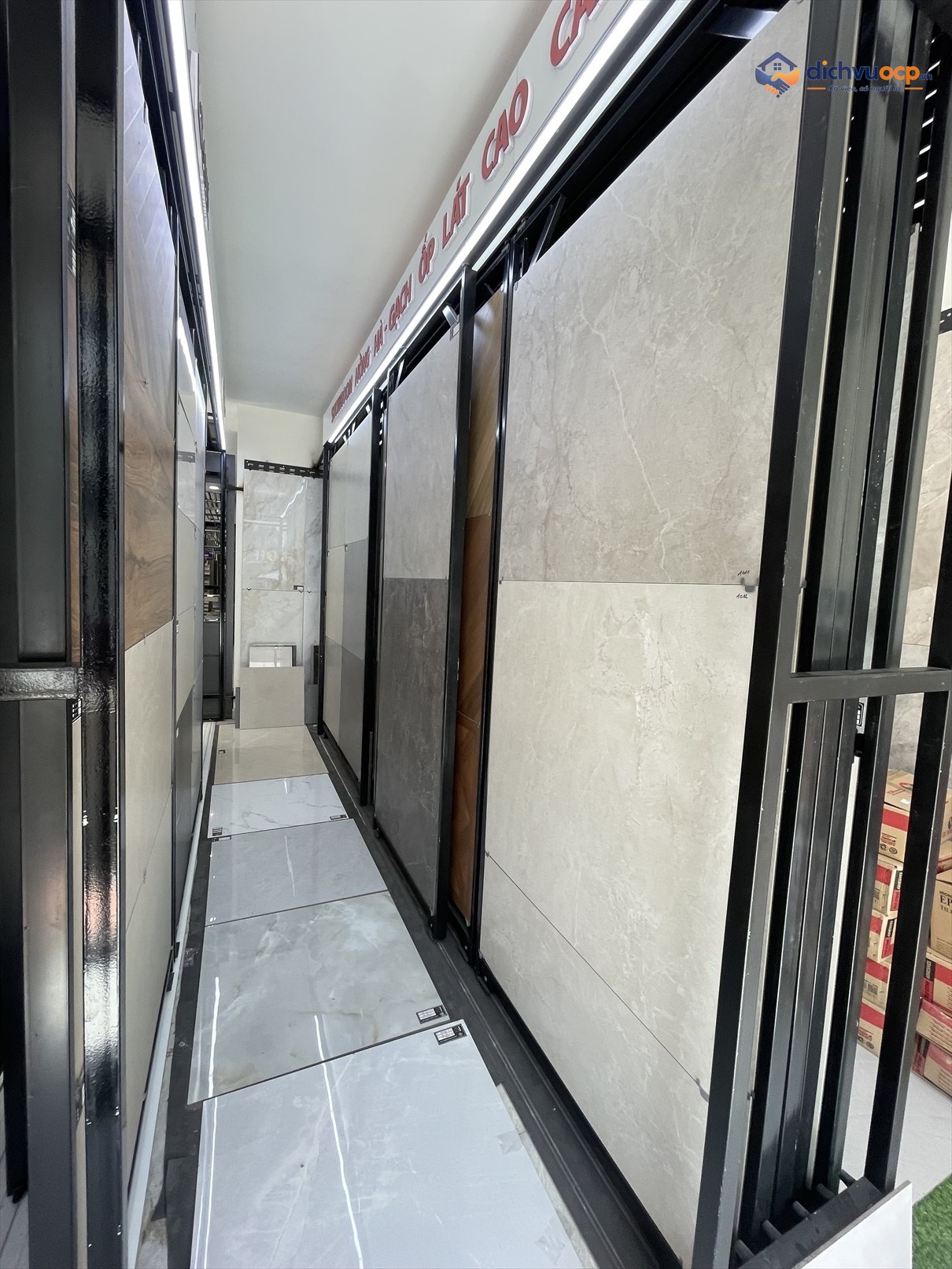 SHOWROOM Hồng Hà