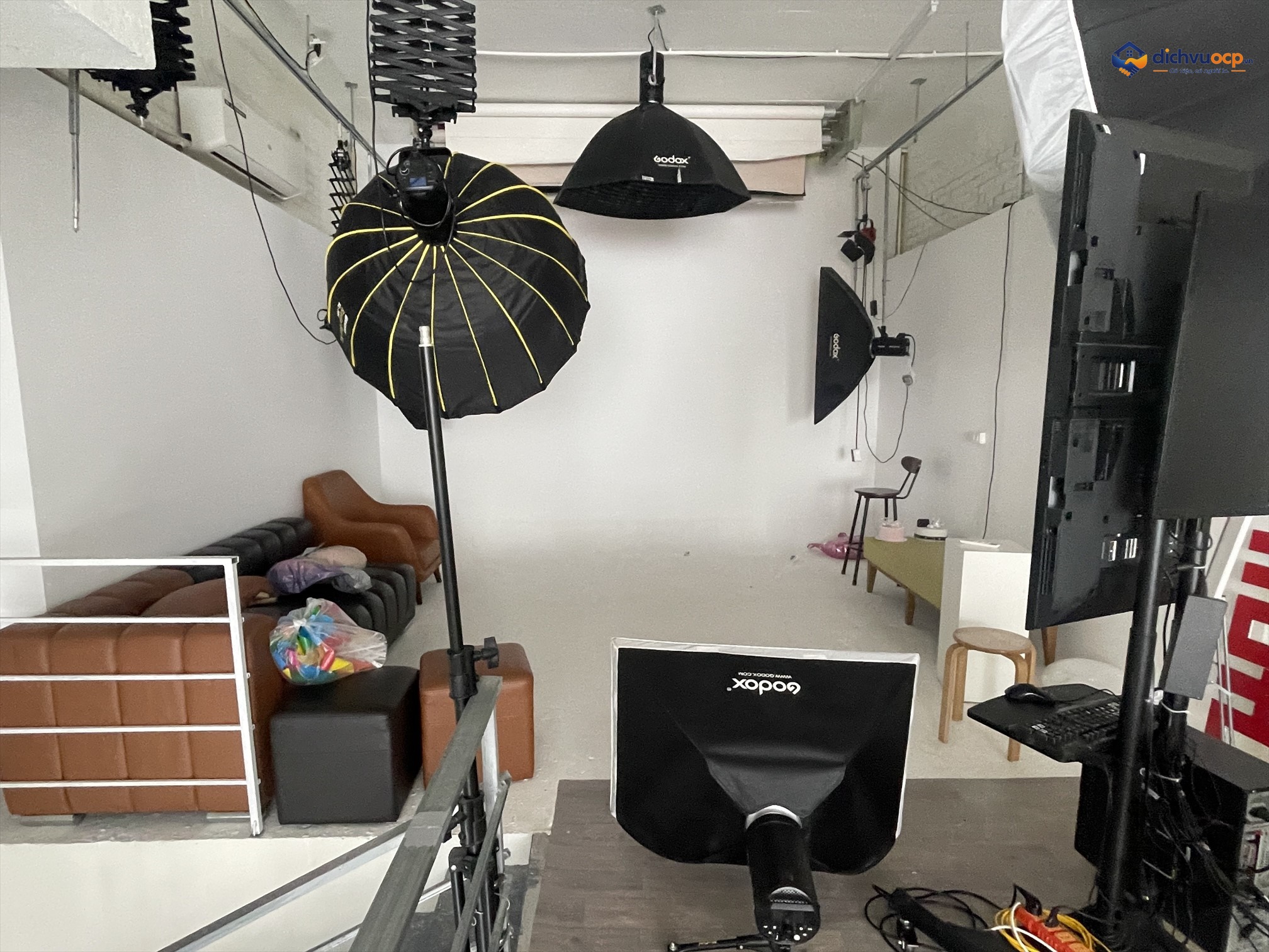 Image 8 of Thúy Tô Studio